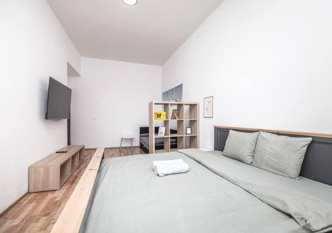 Elegance Apartments Prague Exterior photo